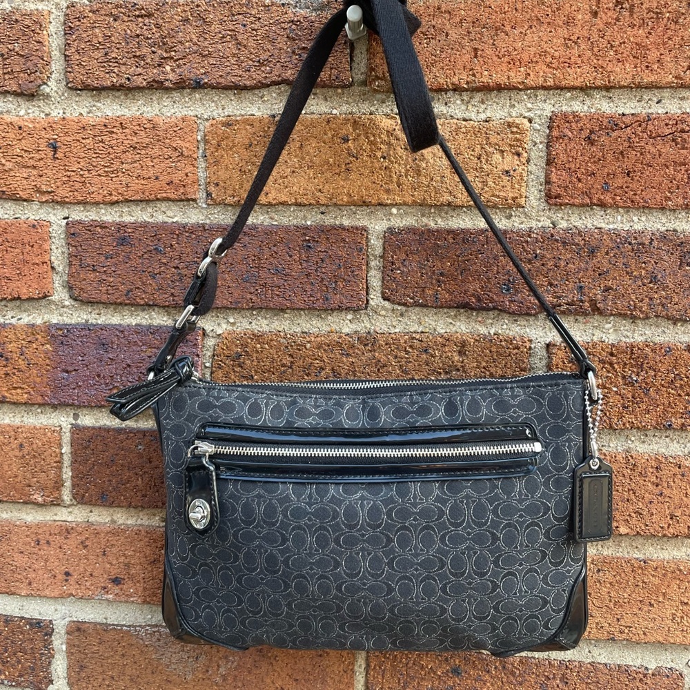 Coach lightweight crossbody bag